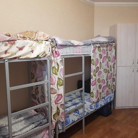 Saperka Hostel Киев Екстериор снимка