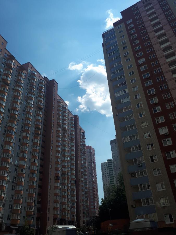 Saperka Hostel Киев Екстериор снимка