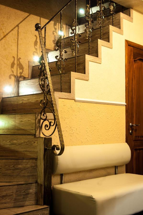Saperka Hostel Киев Екстериор снимка